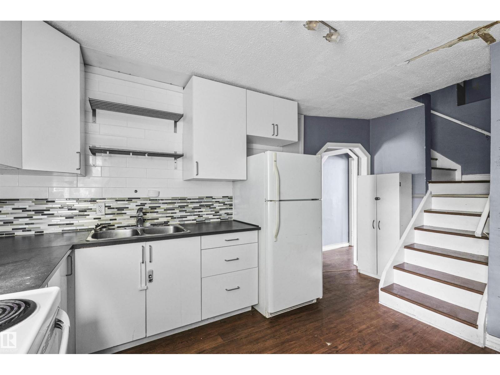 7520 106 St Nw Property Photo 18