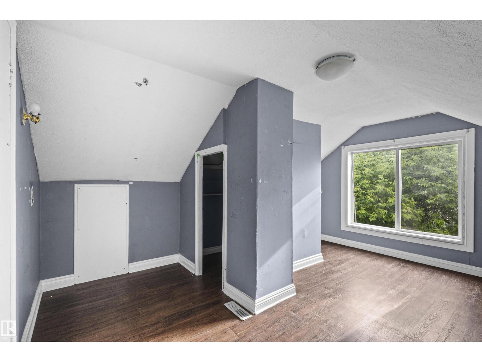 7520 106 St Nw Property Photo 30