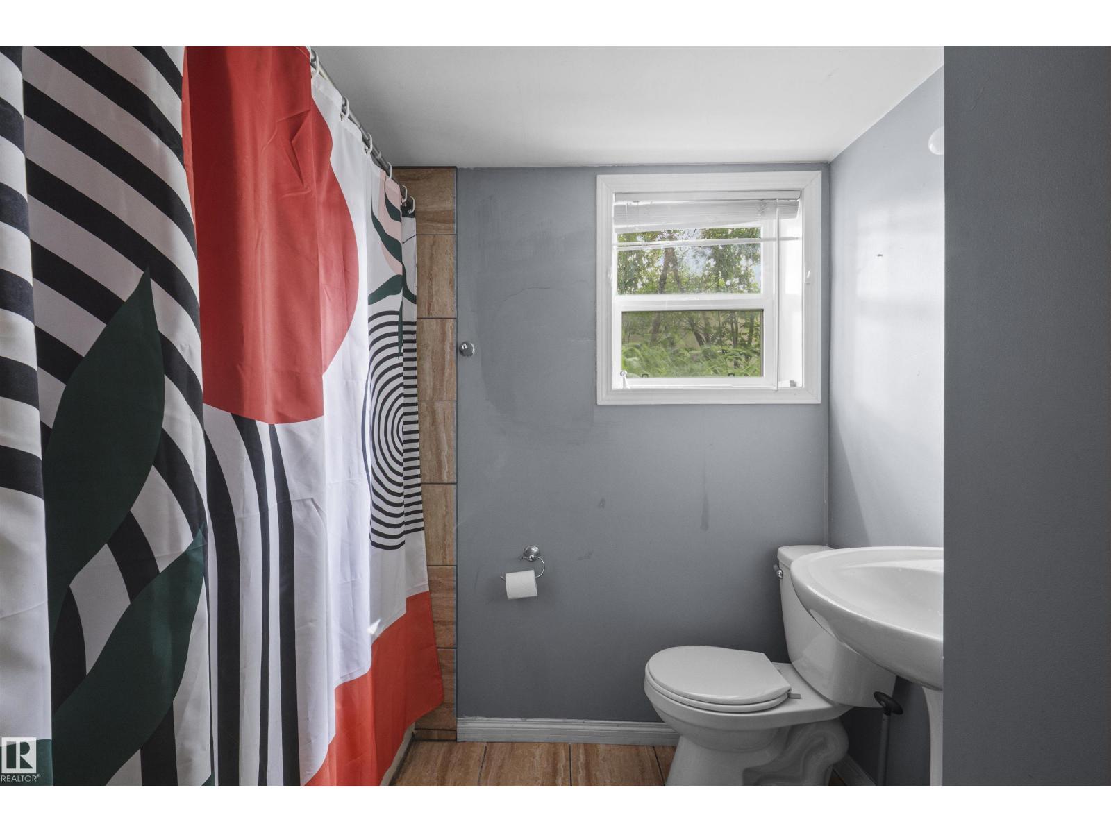 7520 106 St Nw Property Photo 45