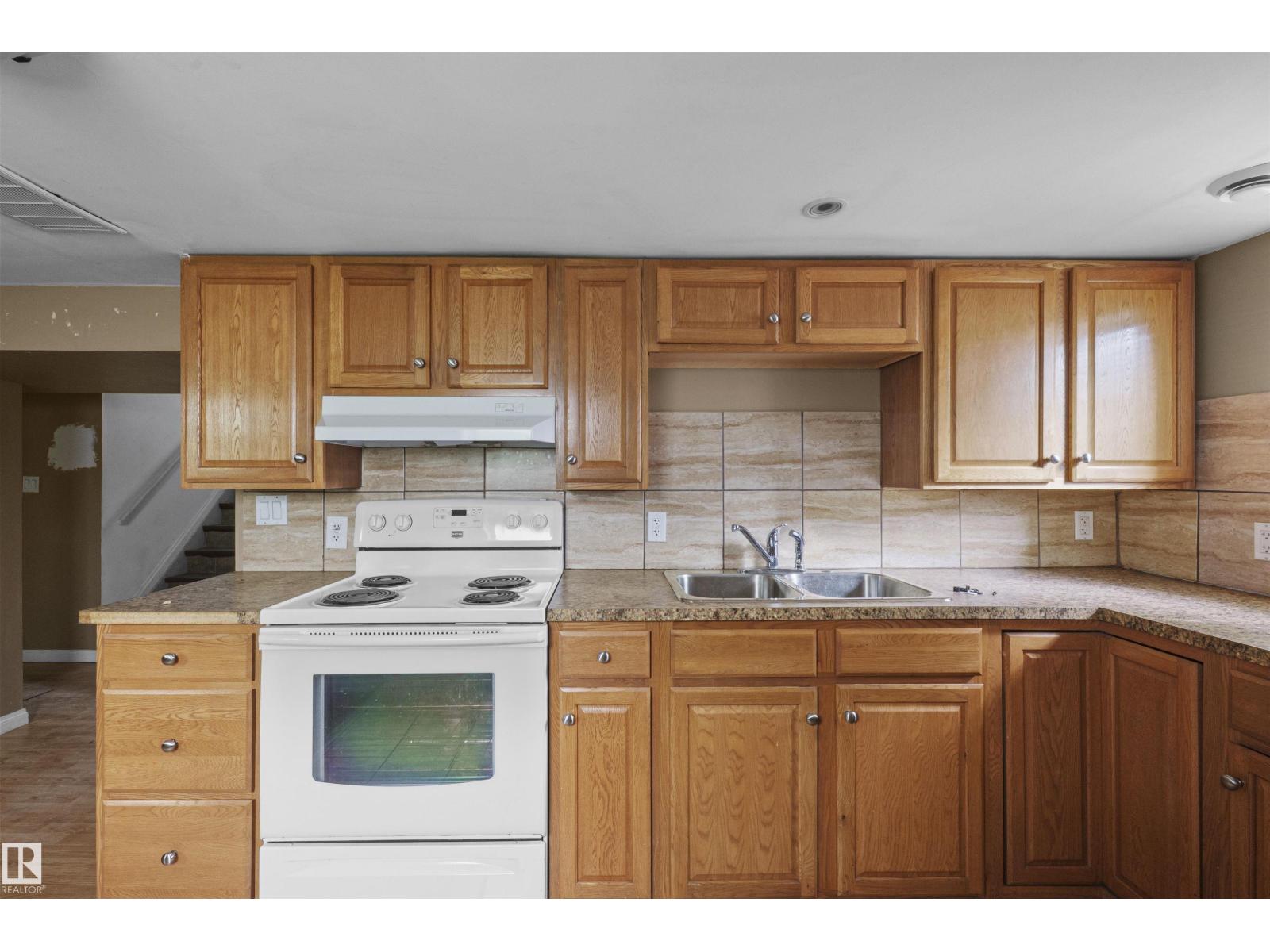 7520 106 St Nw Property Photo 48