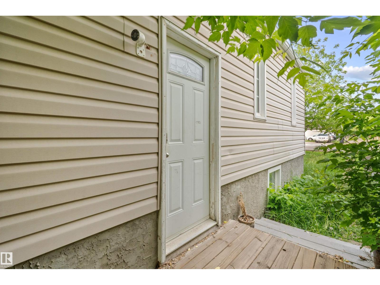 7520 106 St Nw Property Photo 52