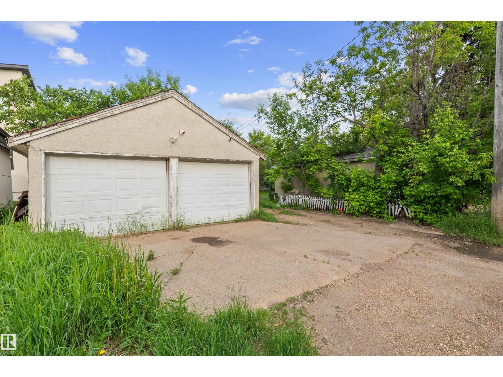 7520 106 St Nw Property Photo 59