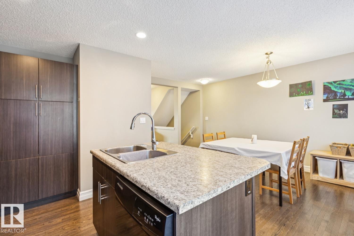 #46 5317 3 Av Sw Property Photo 21