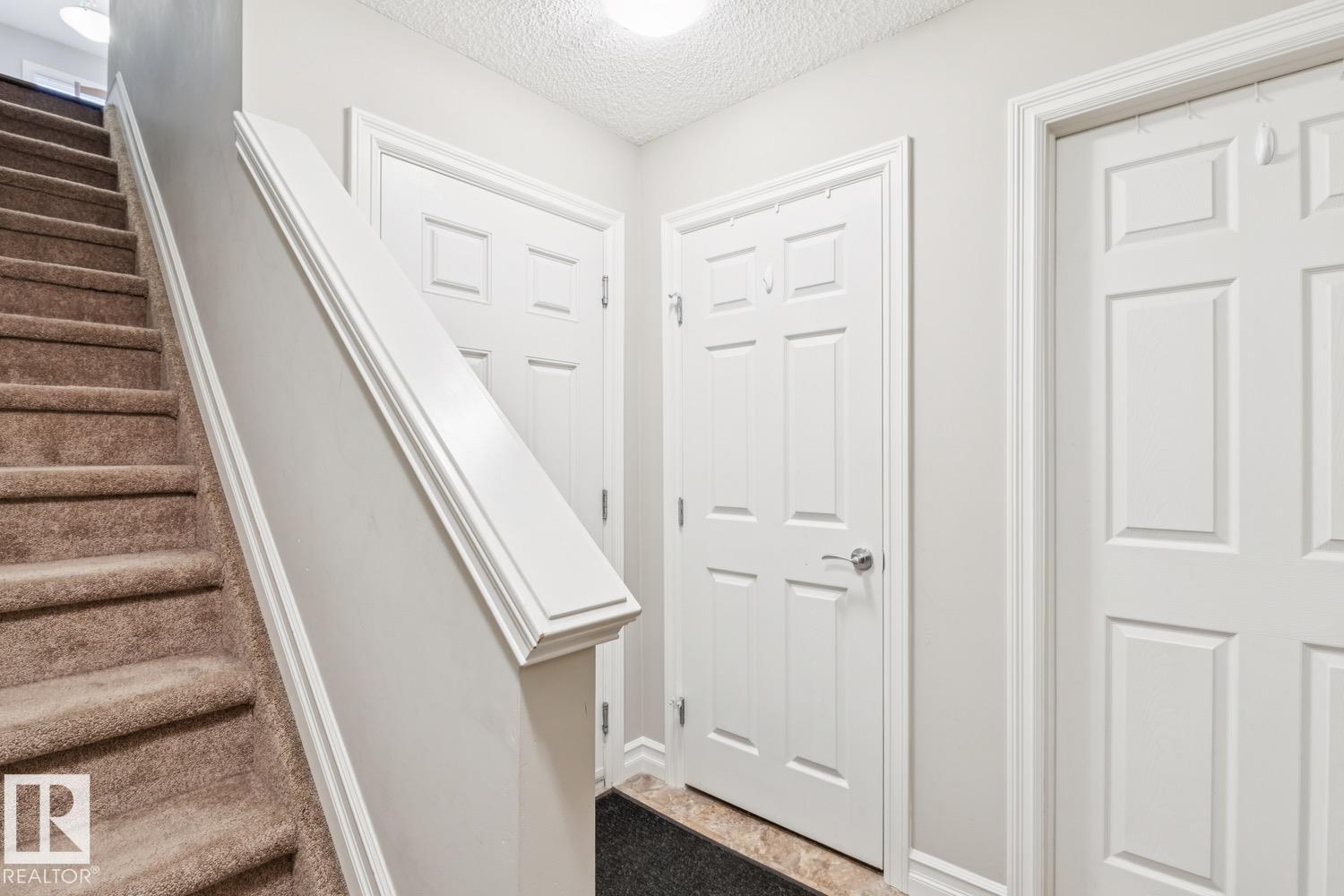 #46 5317 3 Av Sw Property Photo 25