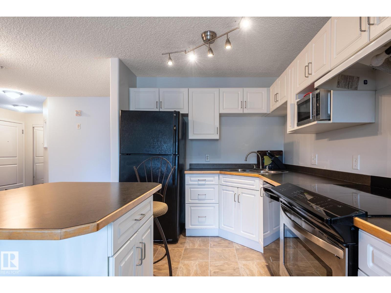 #228 11325 83 St Nw Property Photo 20