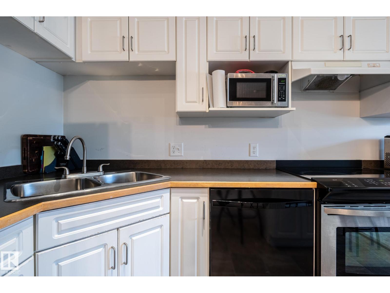 #228 11325 83 St Nw Property Photo 22