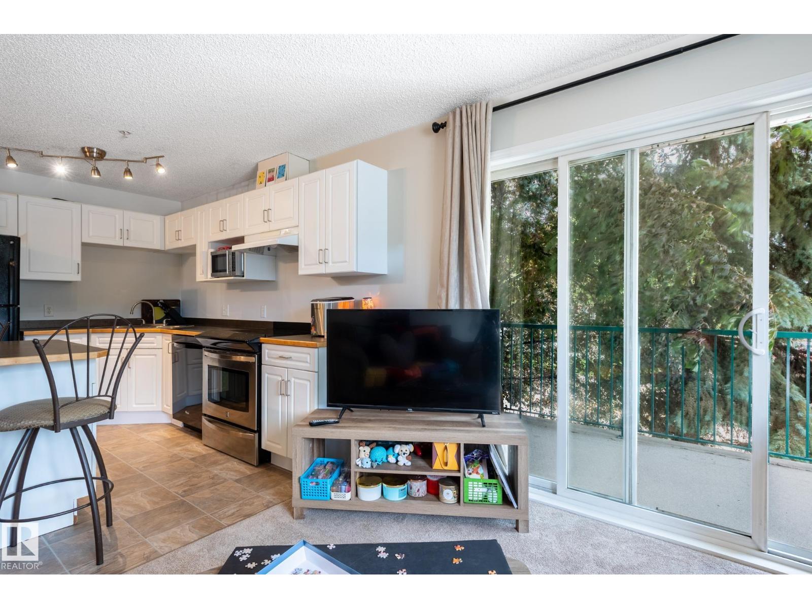 #228 11325 83 St Nw Property Photo 26