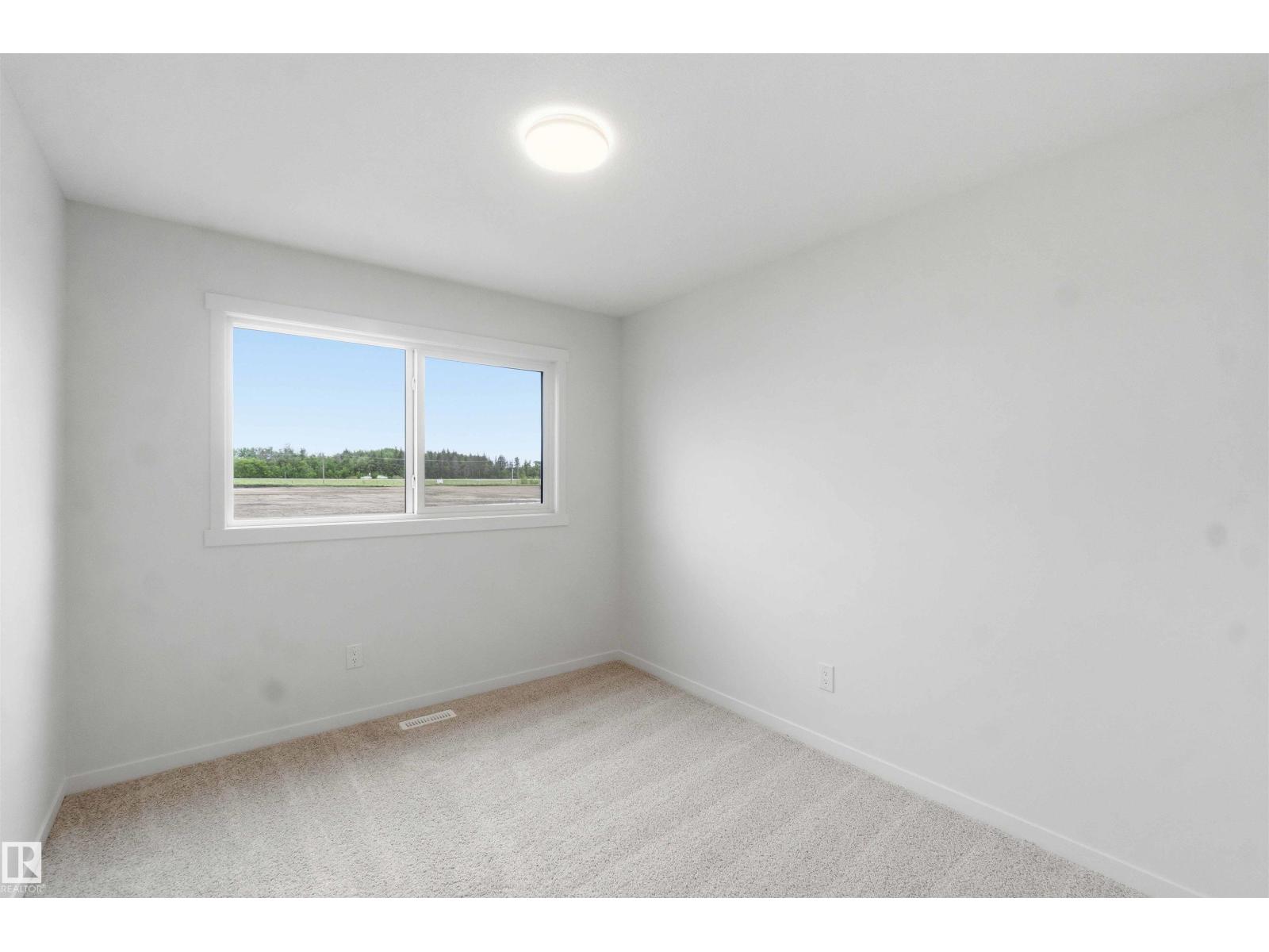 1086 Mcleod Av Property Photo 25