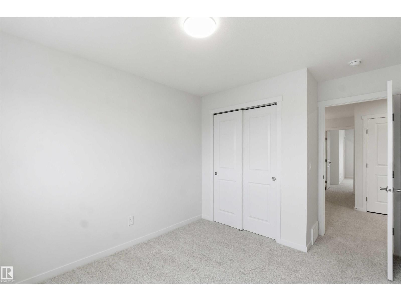 1086 Mcleod Av Property Photo 26