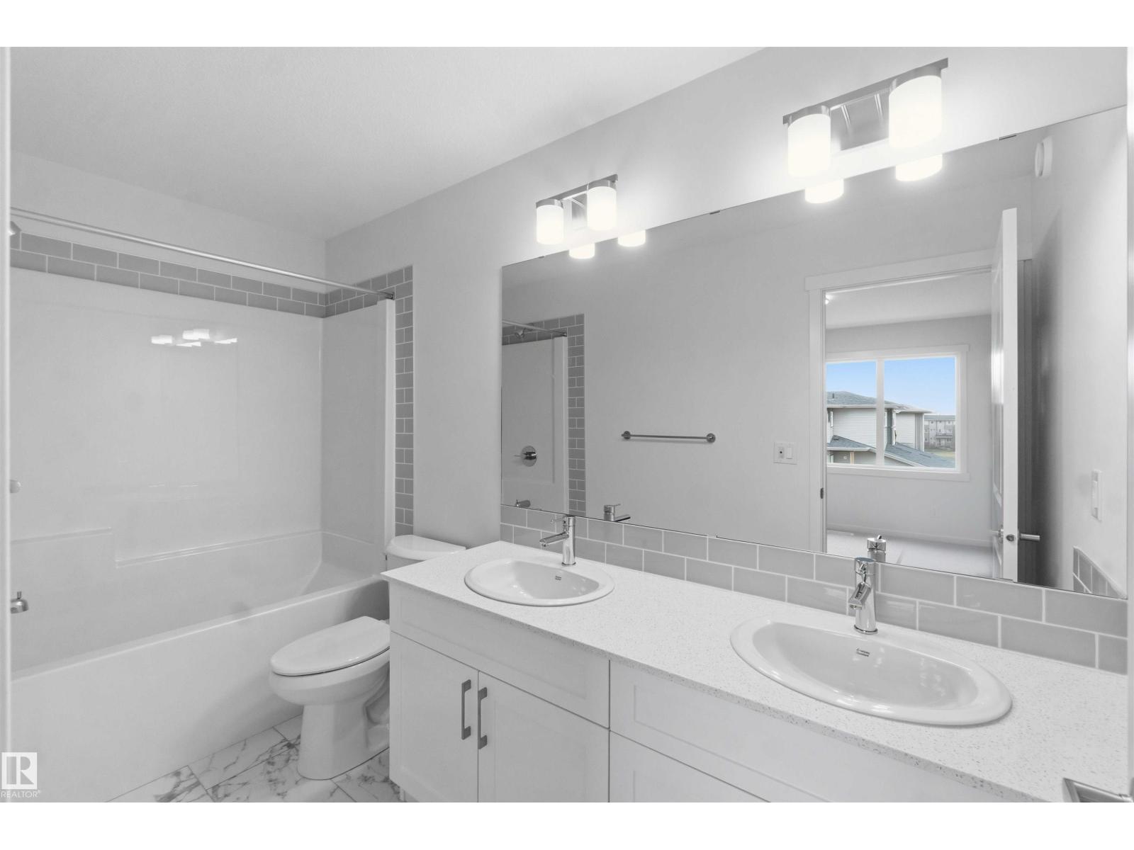 1086 Mcleod Av Property Photo 31
