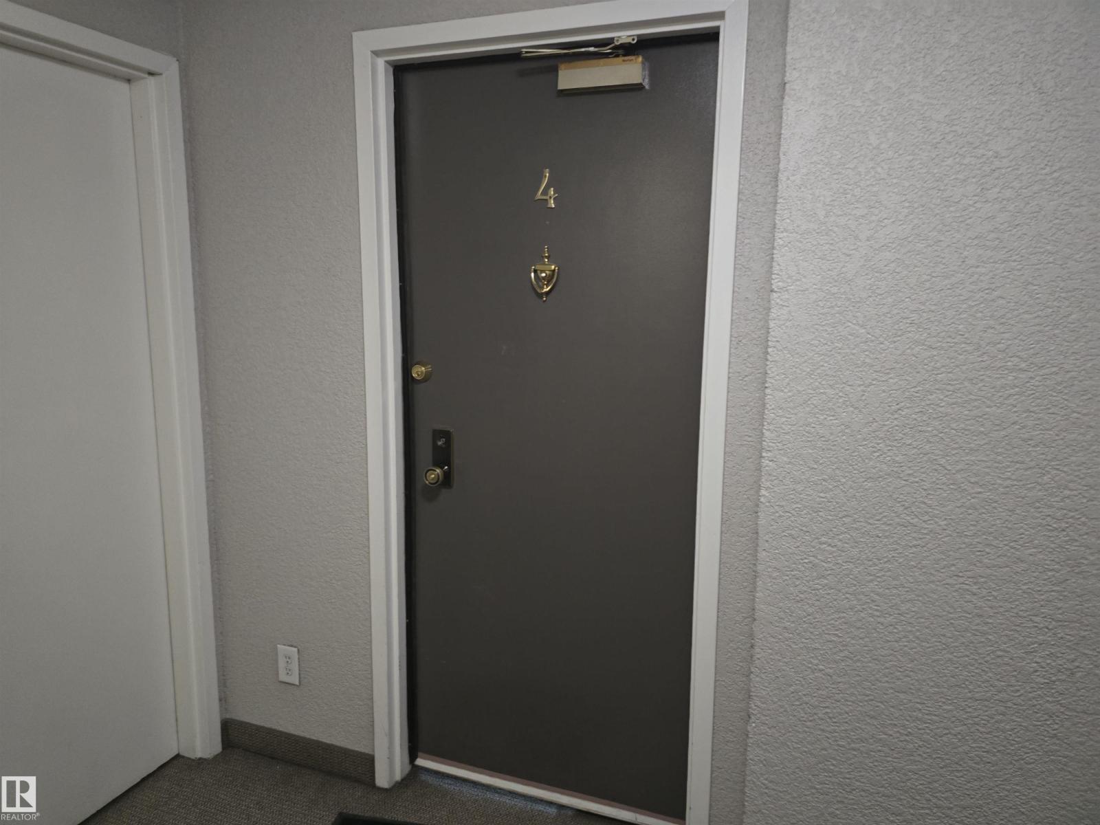 #1204 9921 104 St Nw Property Photo 7