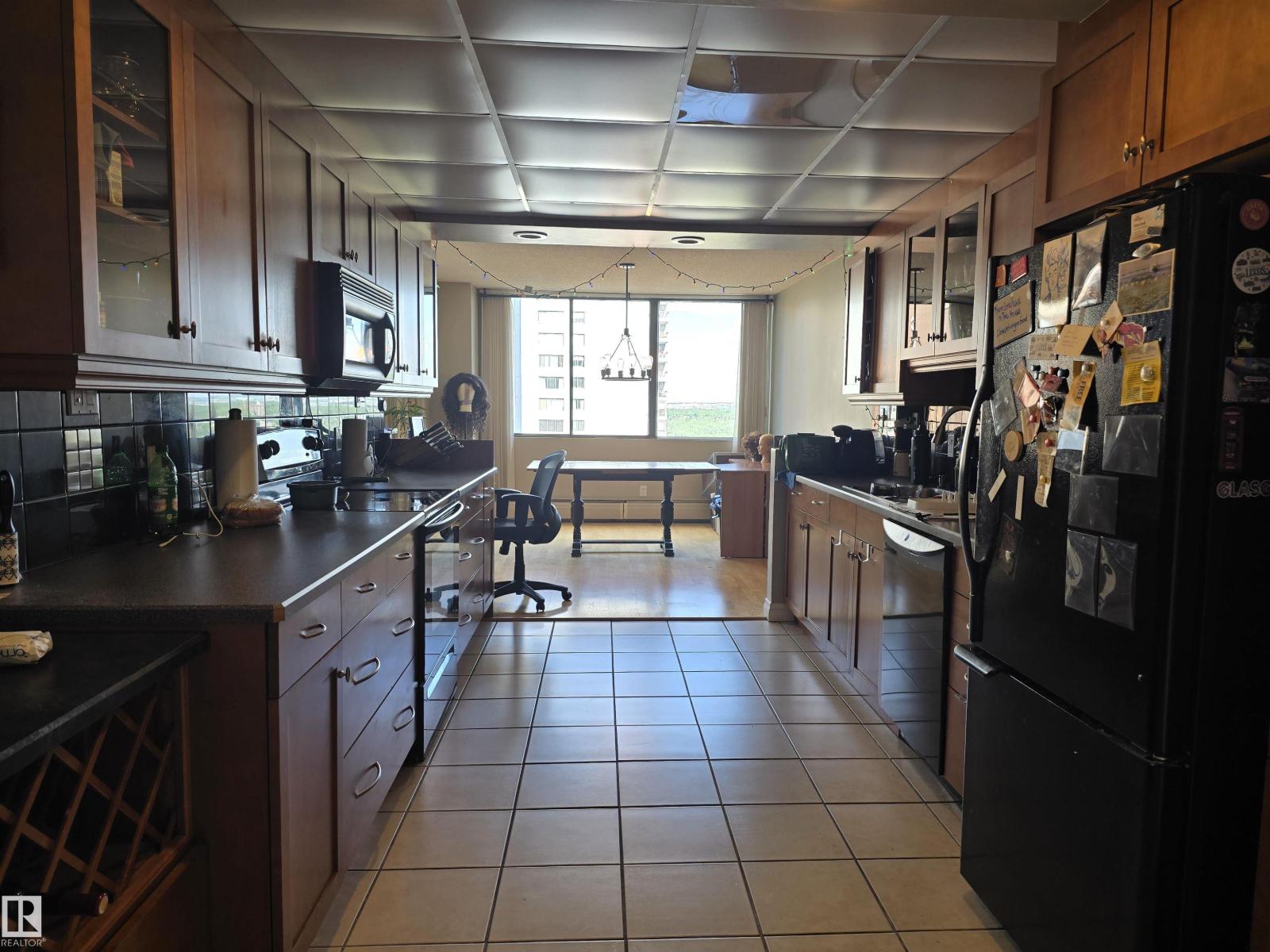 #1204 9921 104 St Nw Property Photo 12
