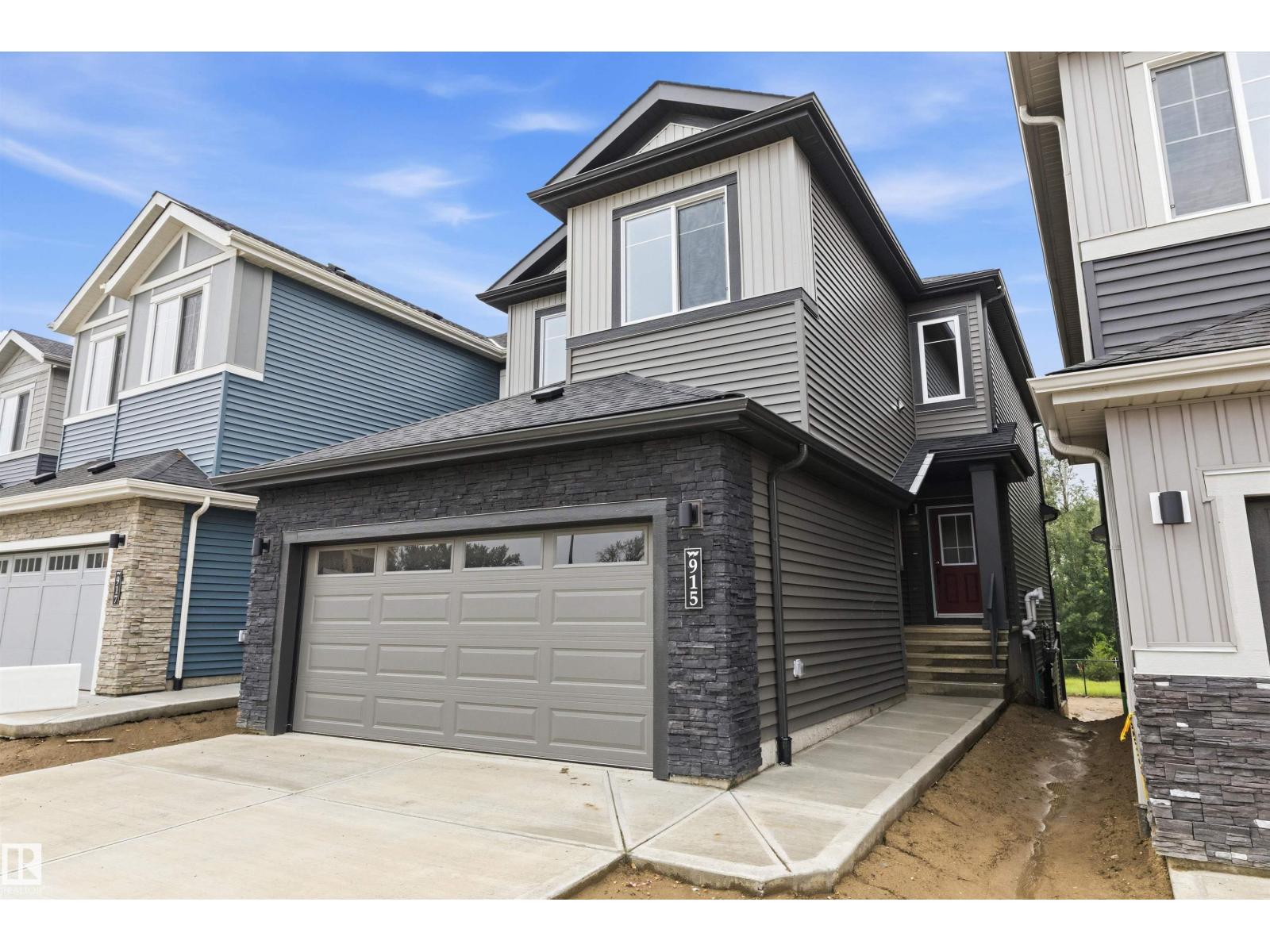 915 Elderberry LD NW