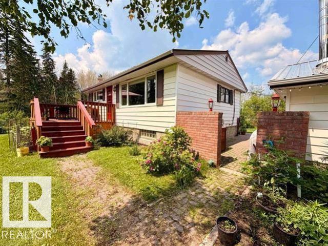 5004 50 Av Property Photo 13