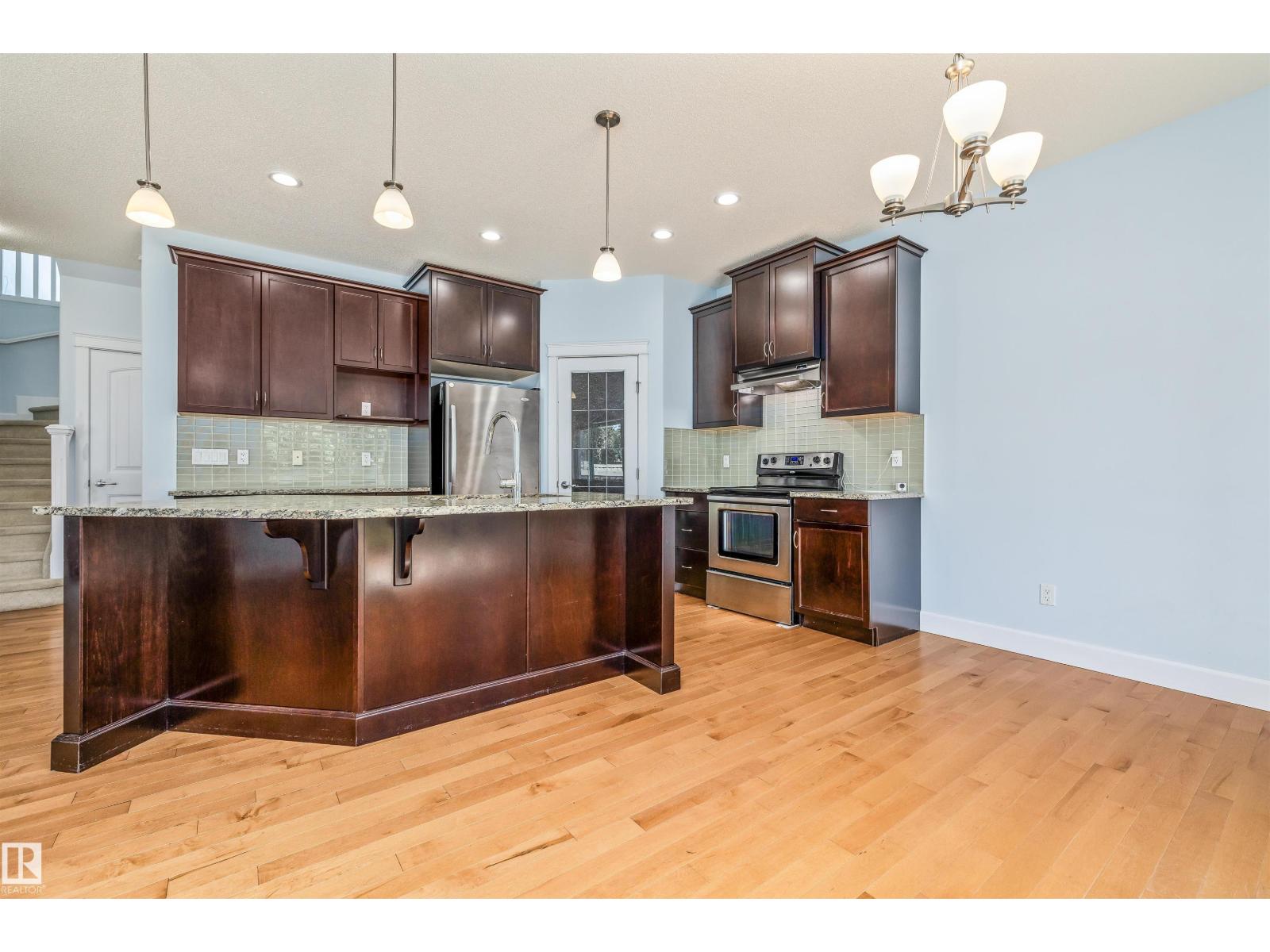 3082 Whitelaw Dr Nw Property Photo 16