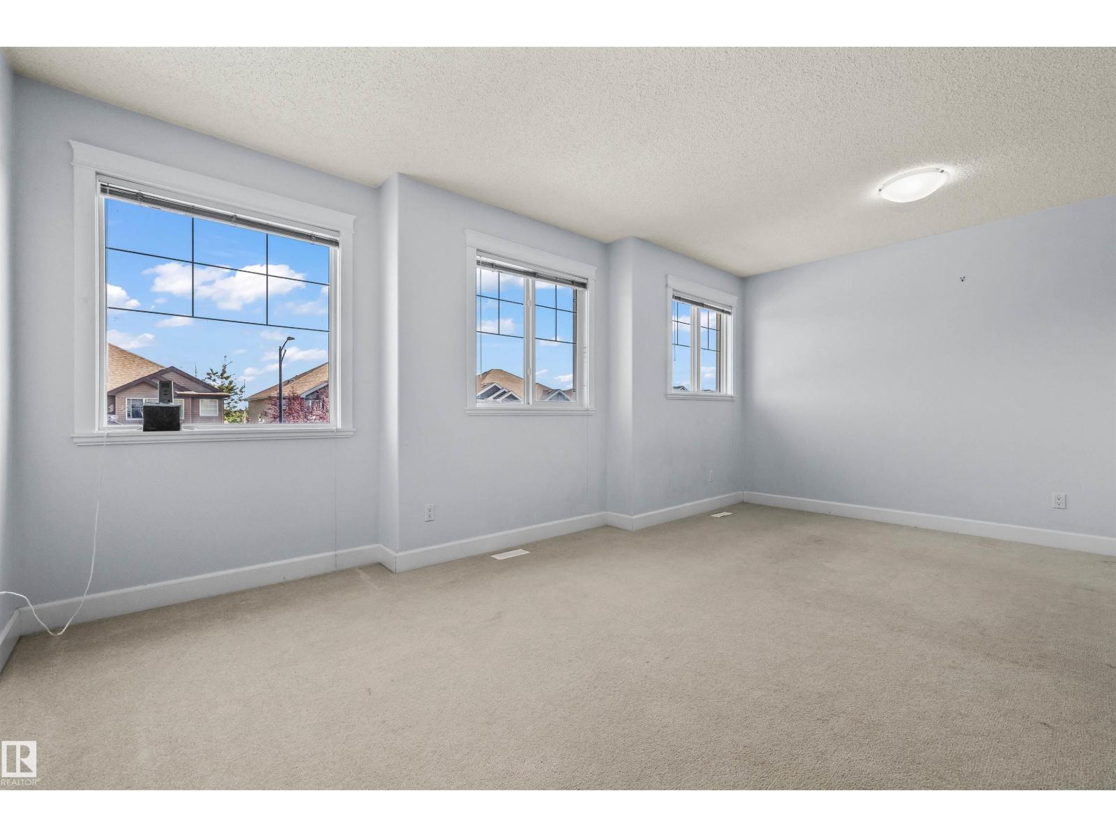 3082 Whitelaw Dr Nw Property Photo 25