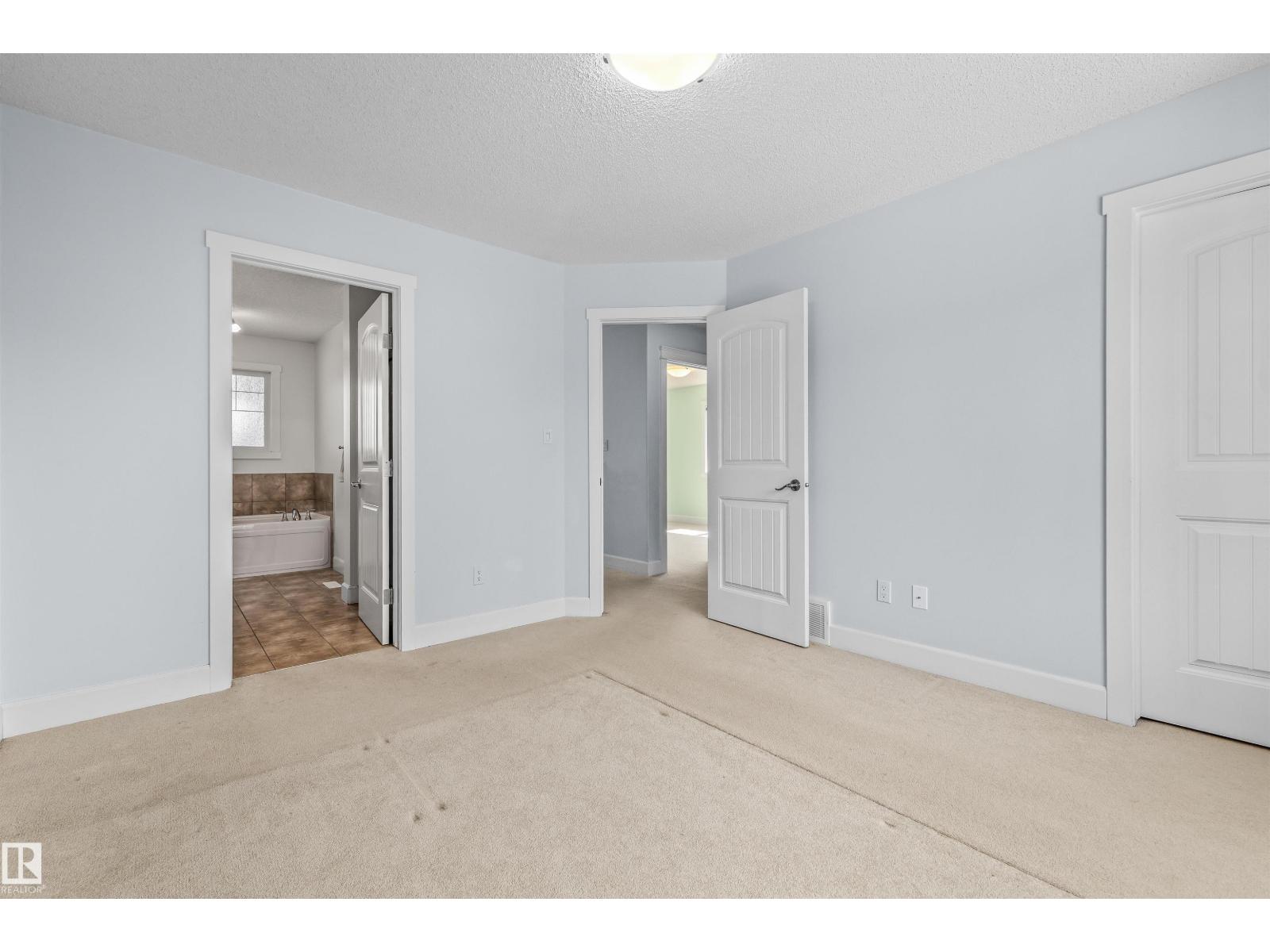 3082 Whitelaw Dr Nw Property Photo 28