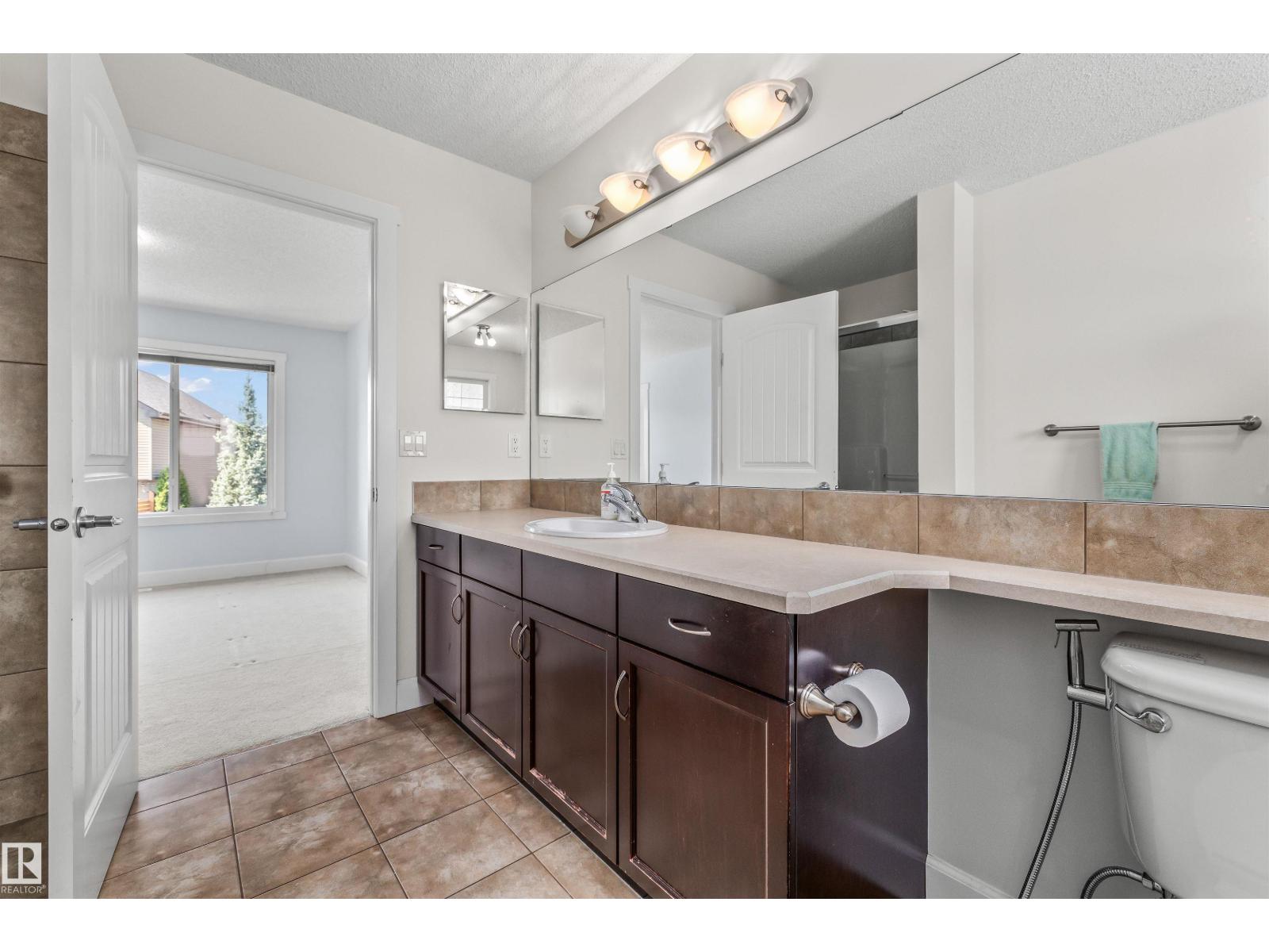 3082 Whitelaw Dr Nw Property Photo 32