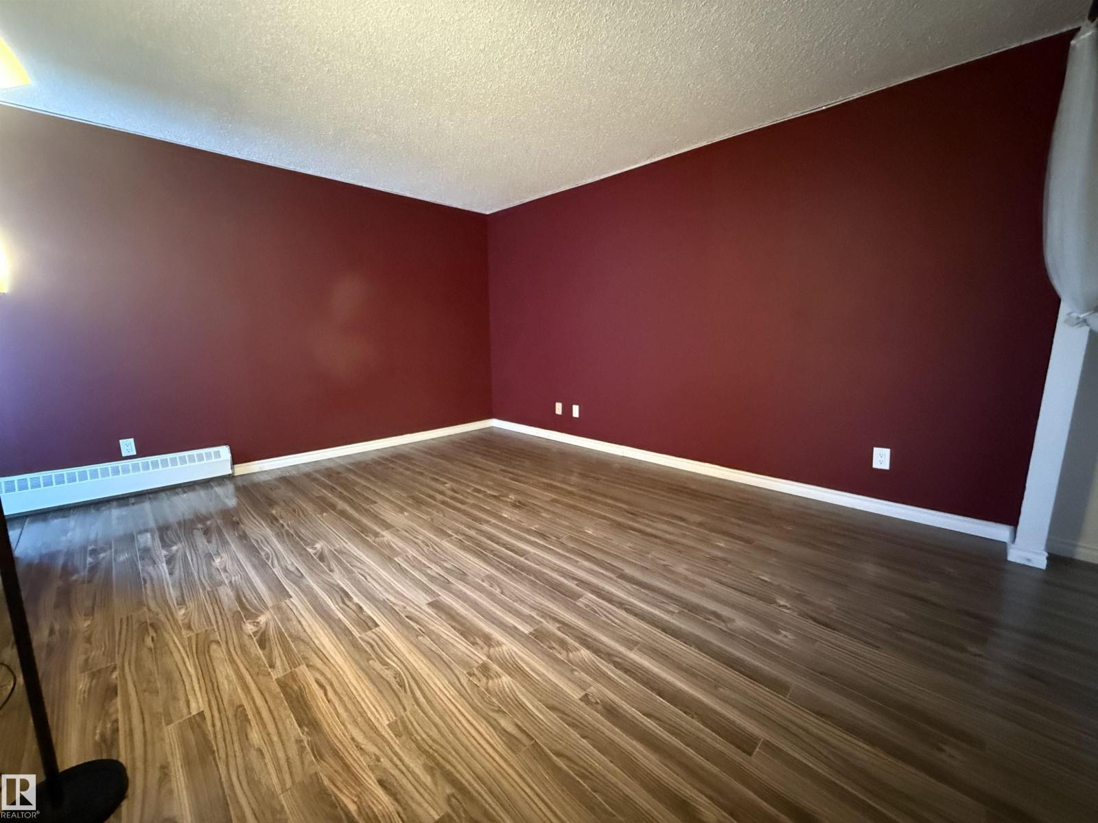 #409 10145 109 St Nw Property Photo 13