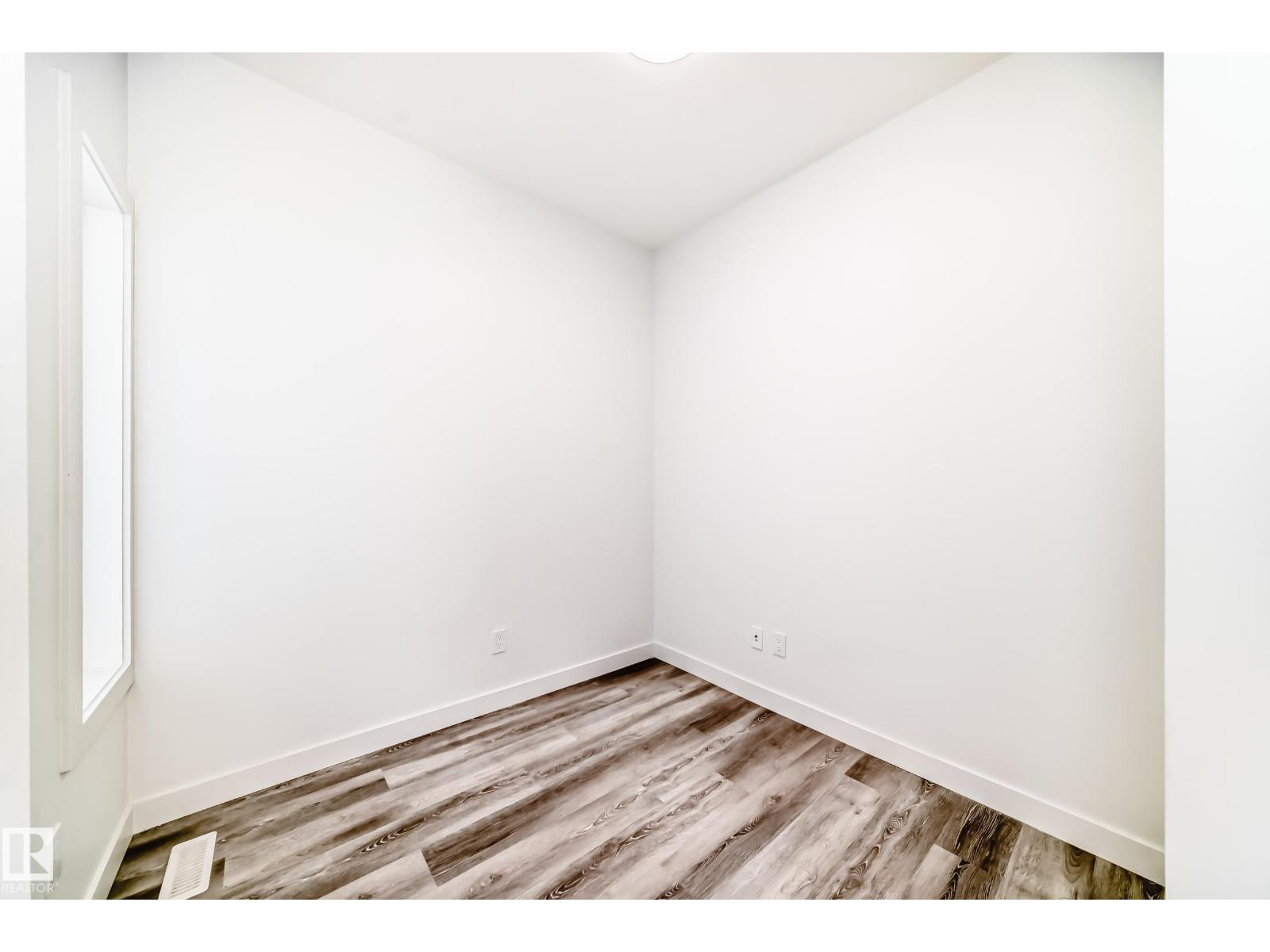 #48 5122 213a St Nw Property Photo 5