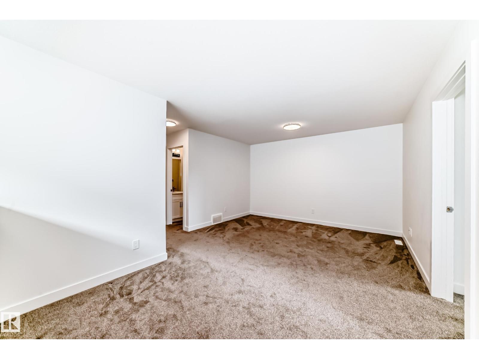#48 5122 213a St Nw Property Photo 19