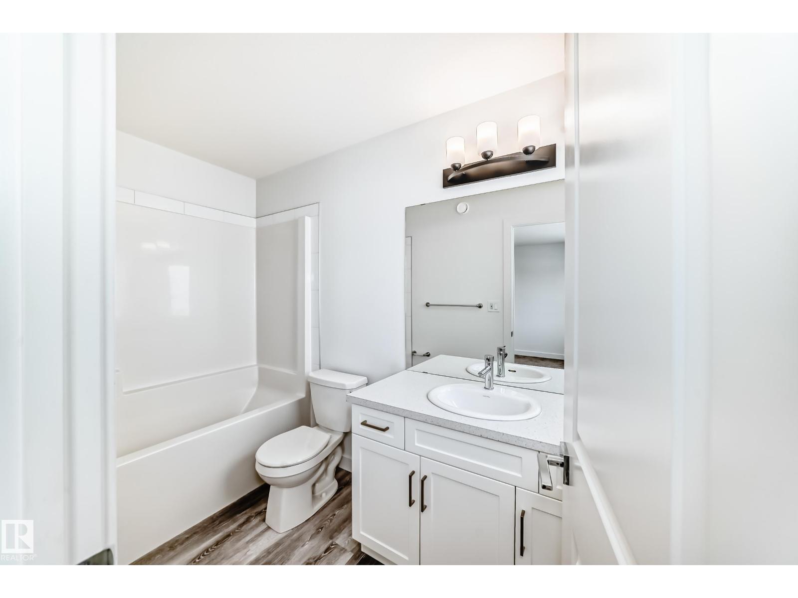 #48 5122 213a St Nw Property Photo 23