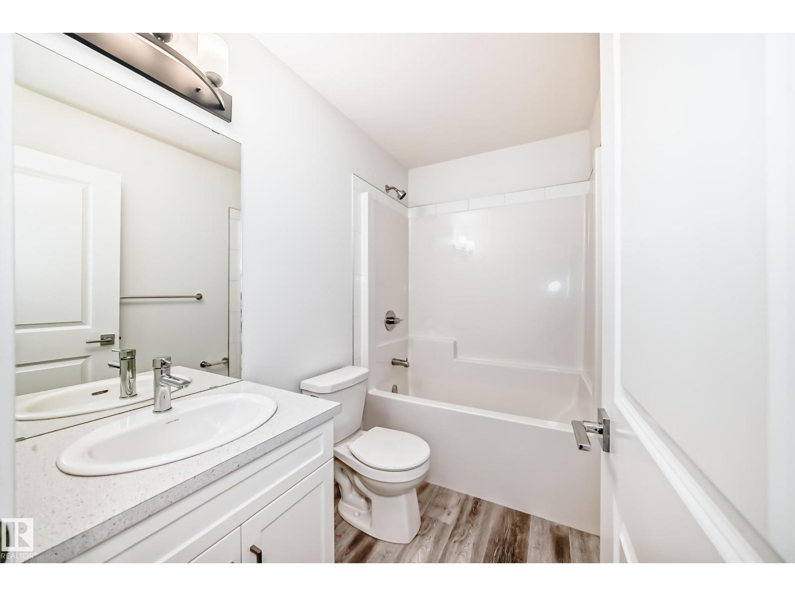 #48 5122 213a St Nw Property Photo 28