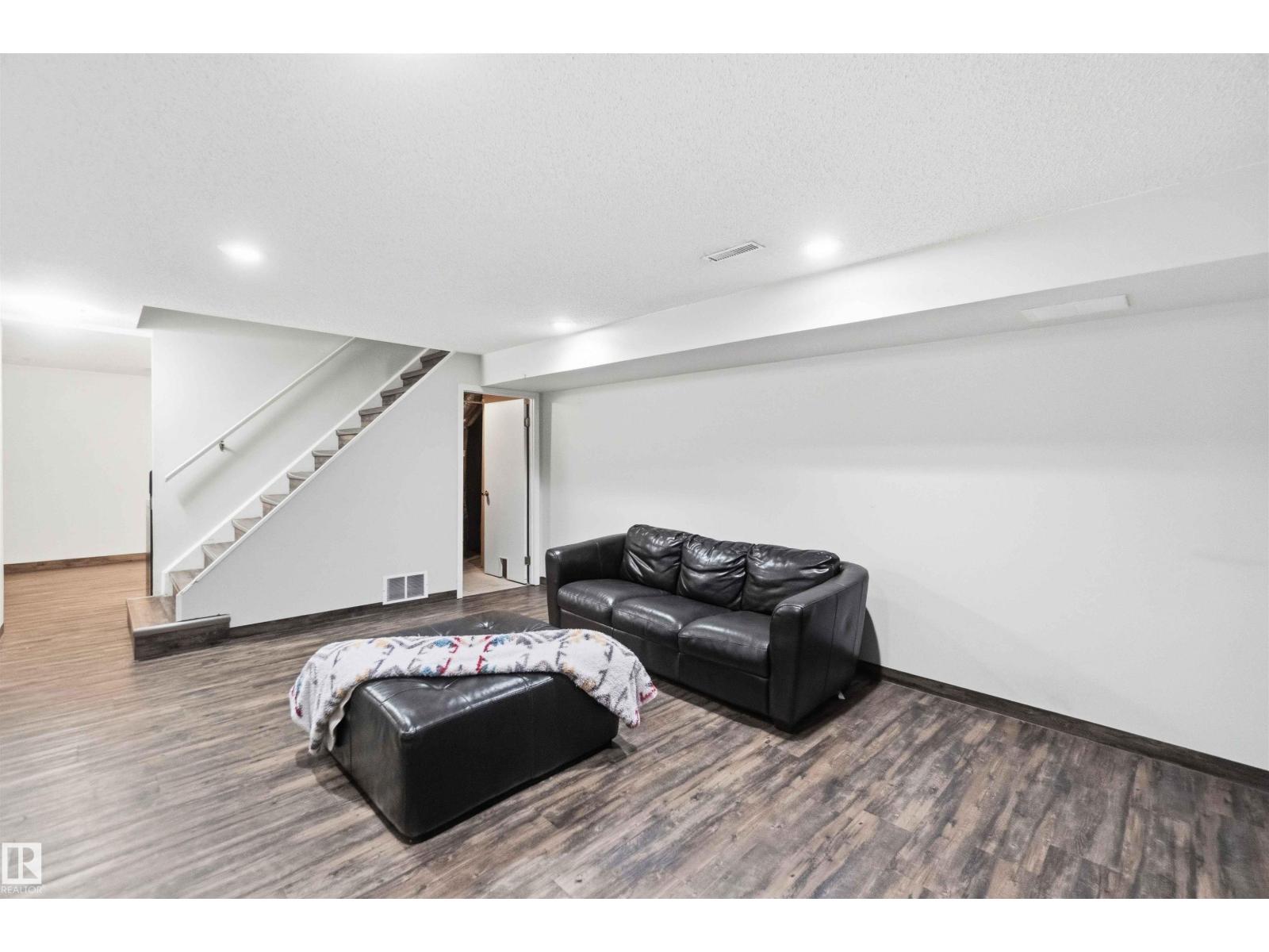 50 Patterson Cr Property Photo 58
