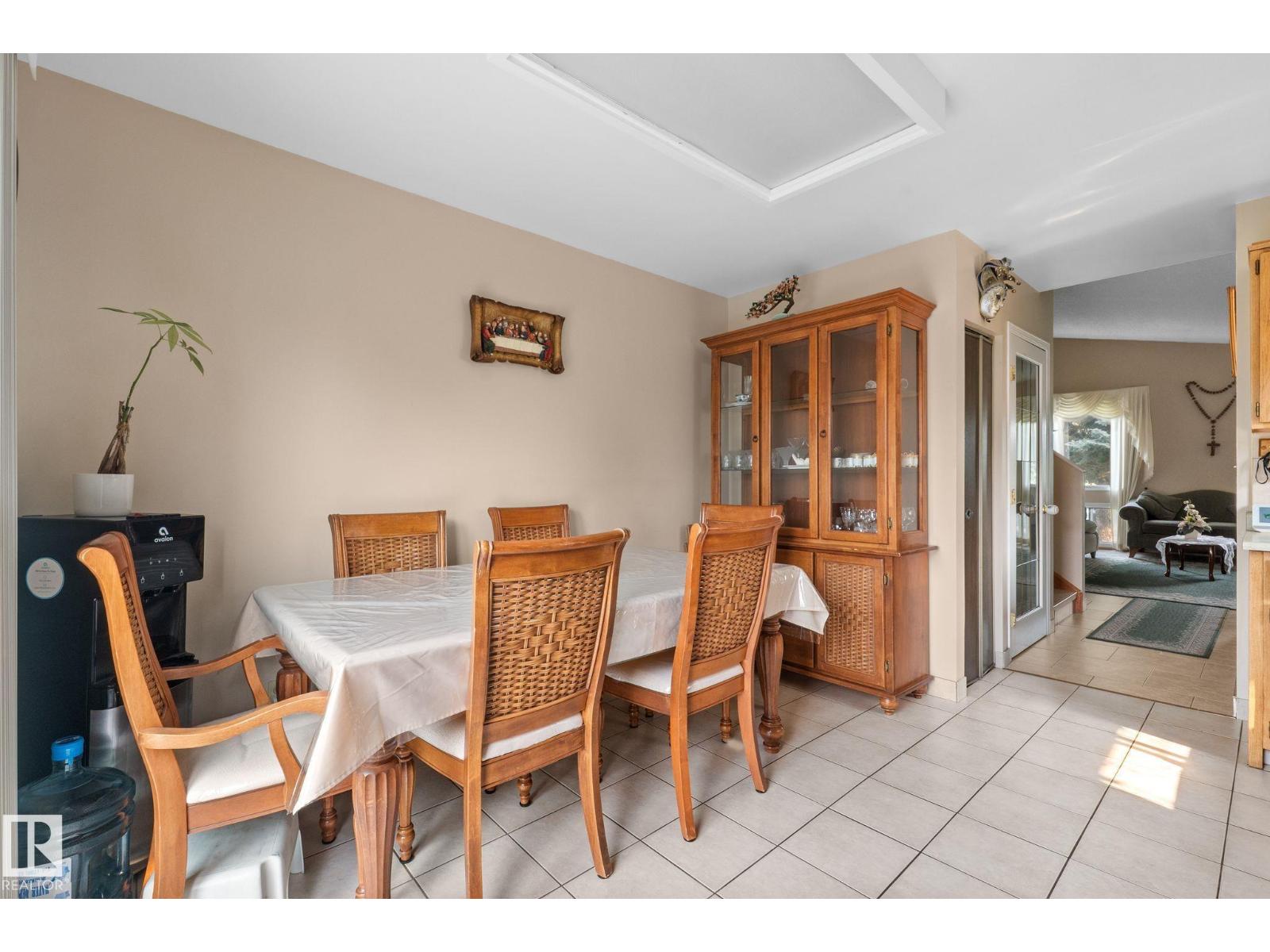 18126 98 Av Nw Property Photo 26
