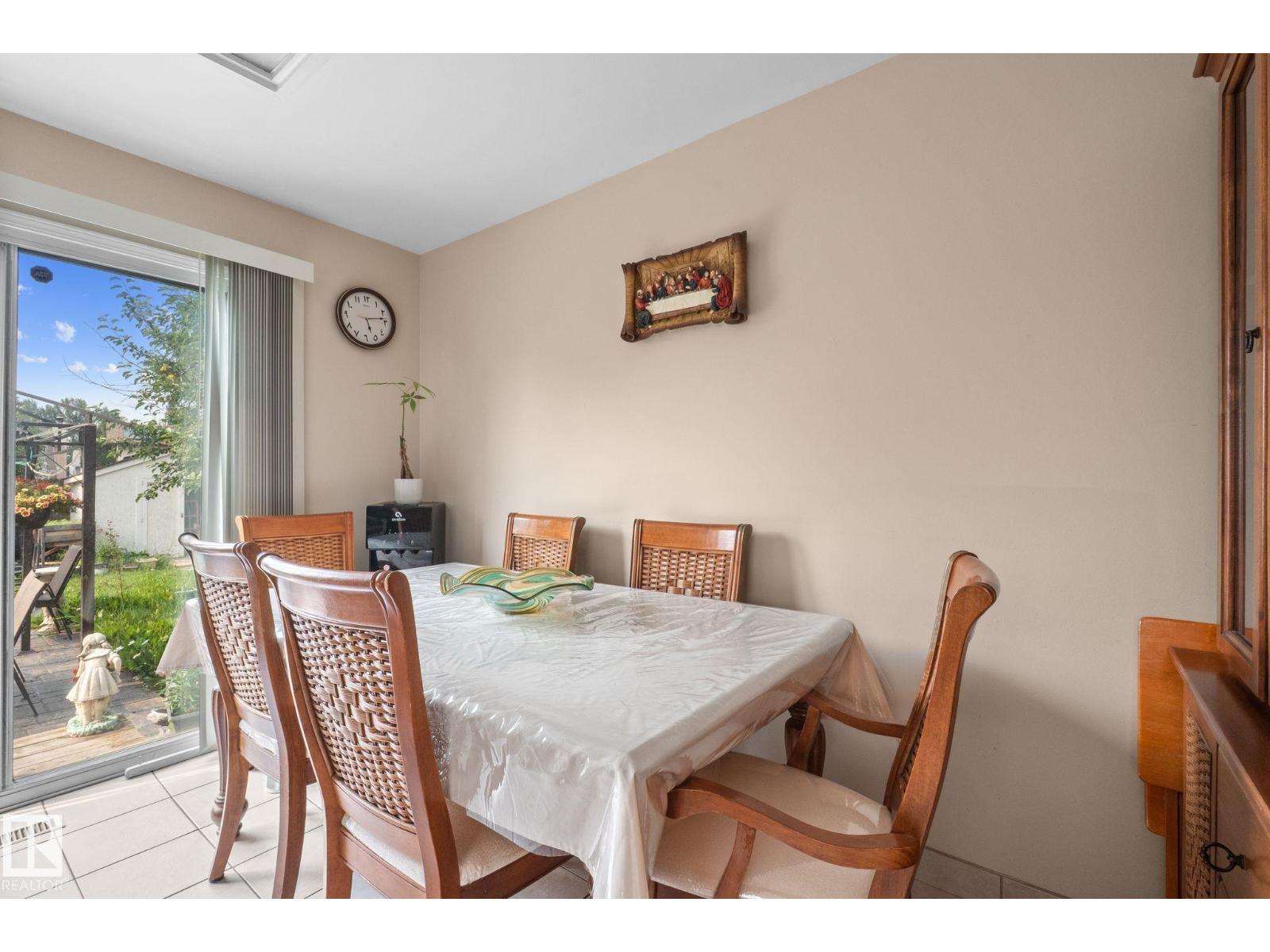 18126 98 Av Nw Property Photo 27