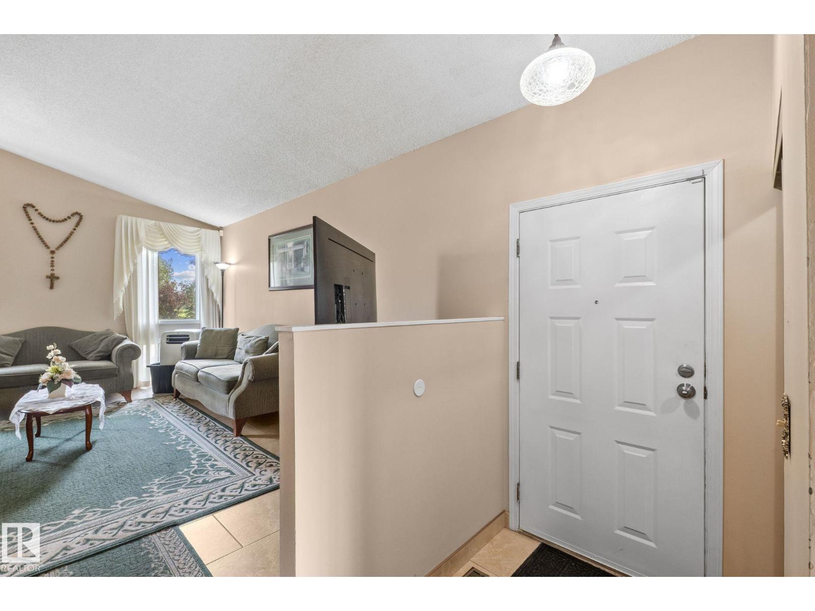 18126 98 Av Nw Property Photo 33