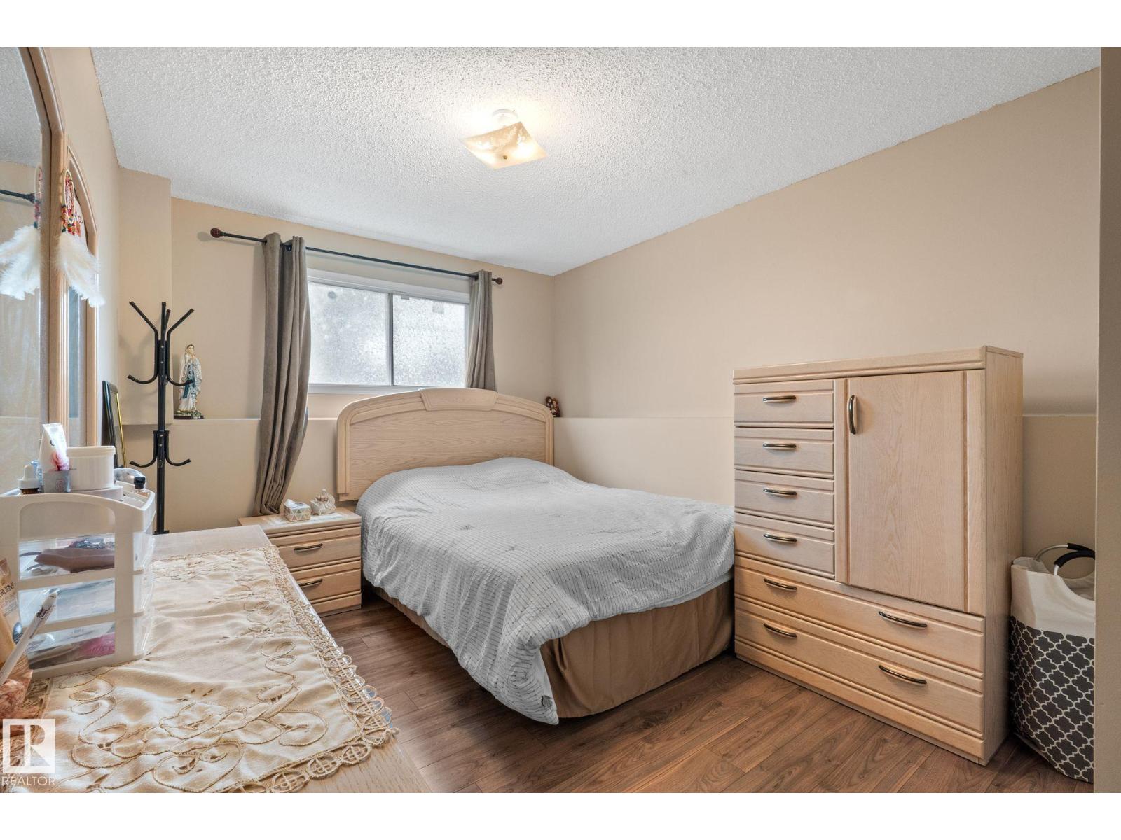 18126 98 Av Nw Property Photo 36