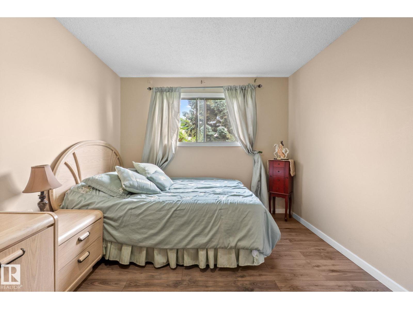 18126 98 Av Nw Property Photo 43