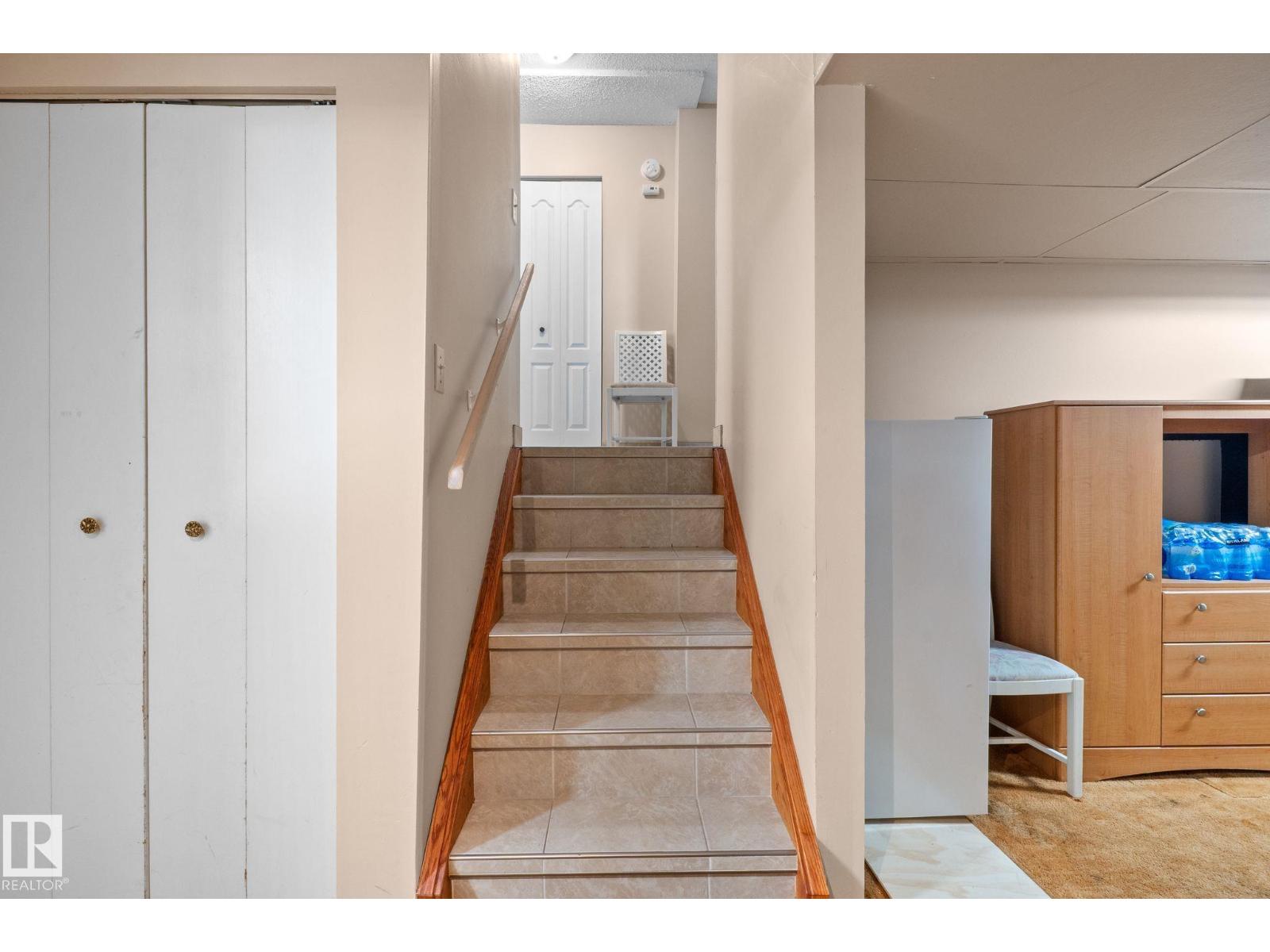 18126 98 Av Nw Property Photo 45