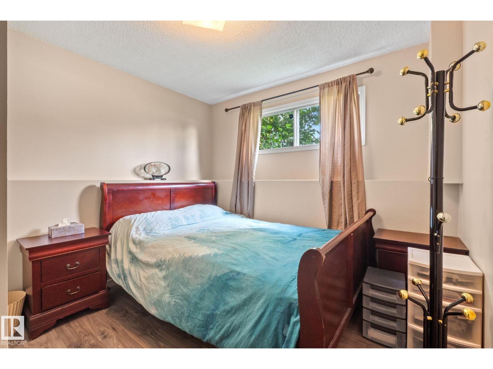 18126 98 Av Nw Property Photo 47