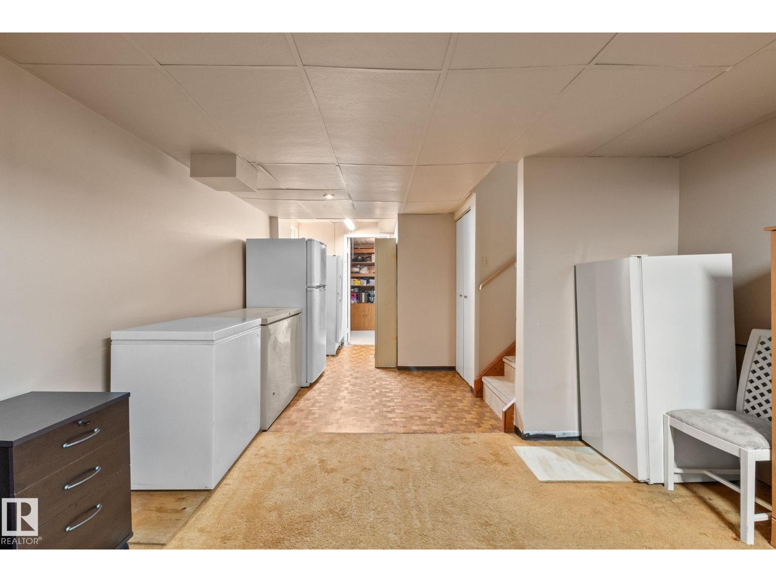 18126 98 Av Nw Property Photo 48