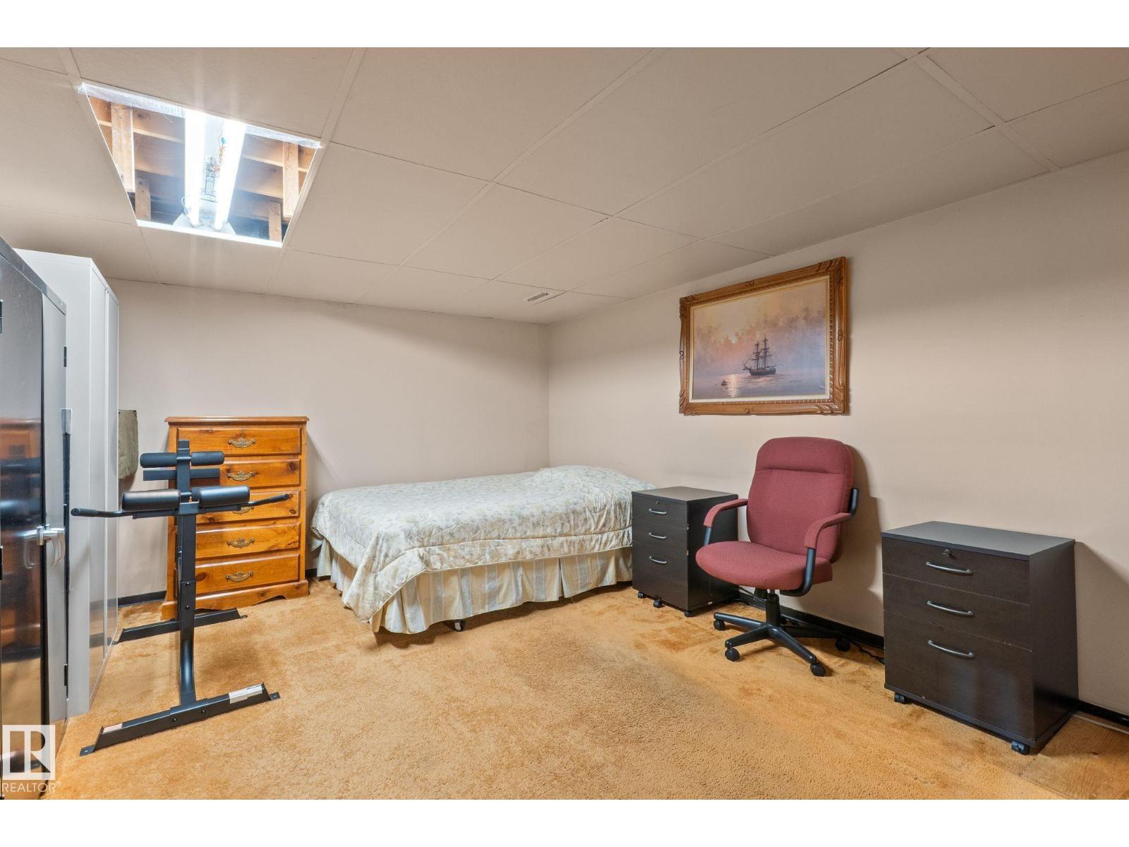 18126 98 Av Nw Property Photo 49