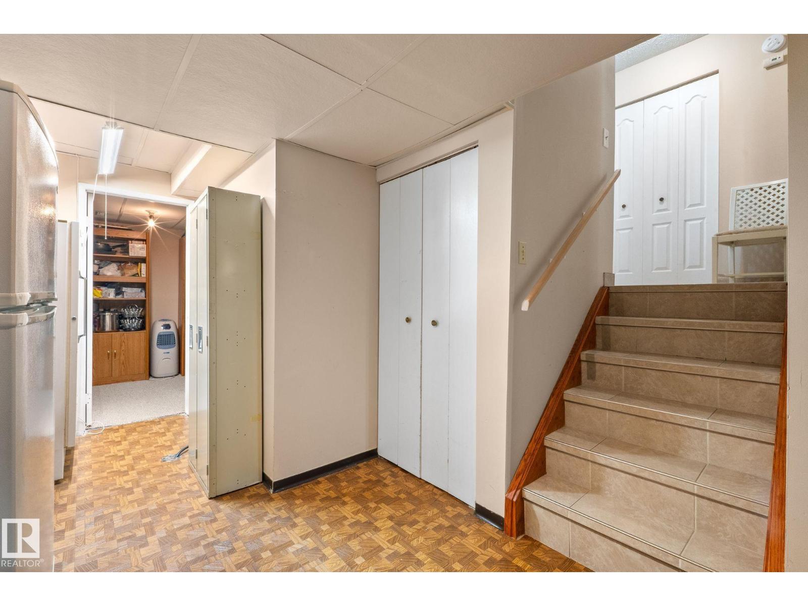 18126 98 Av Nw Property Photo 57
