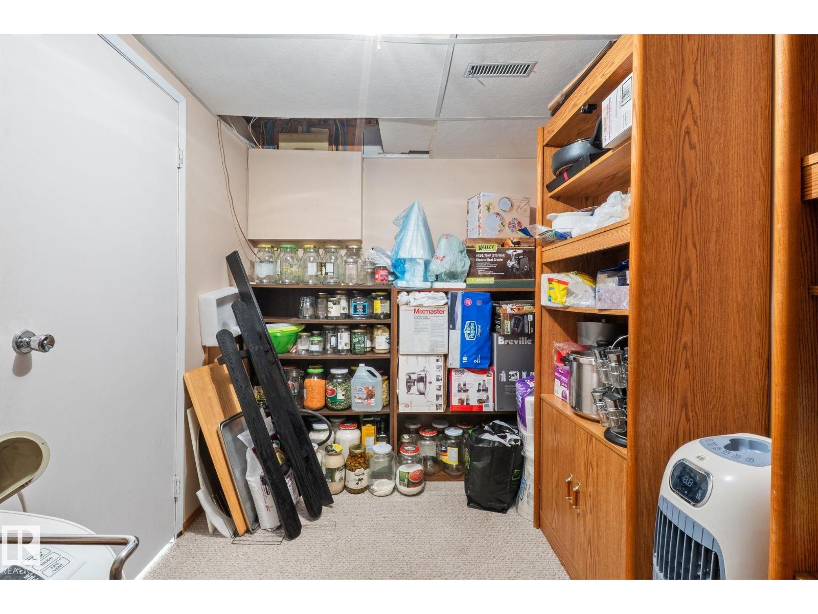 18126 98 Av Nw Property Photo 58