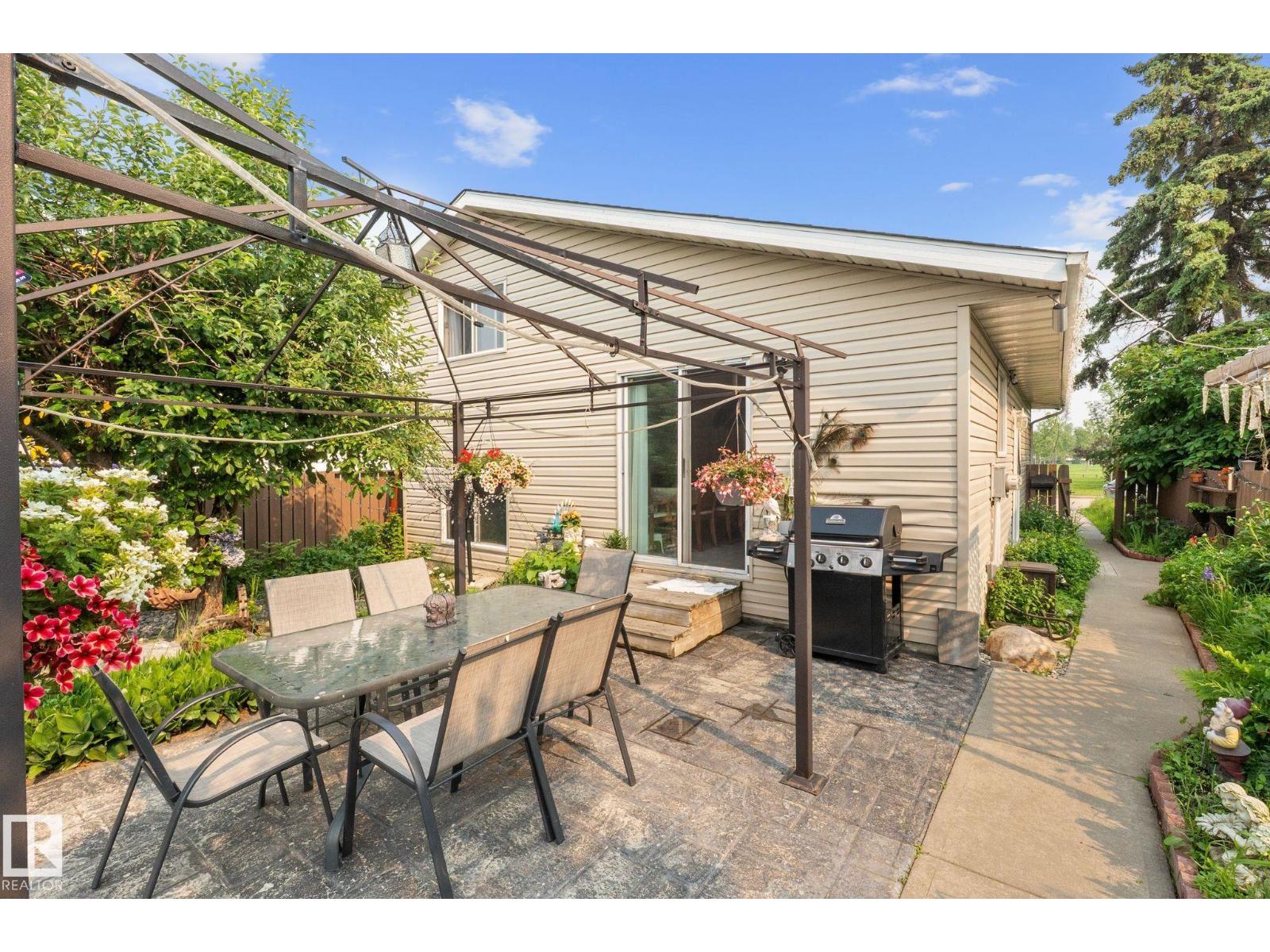 18126 98 Av Nw Property Photo 67