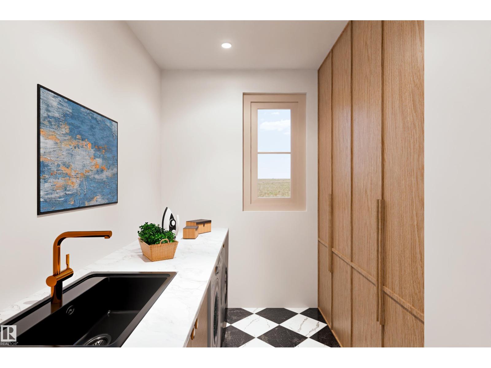 9142 104 St Property Photo 13