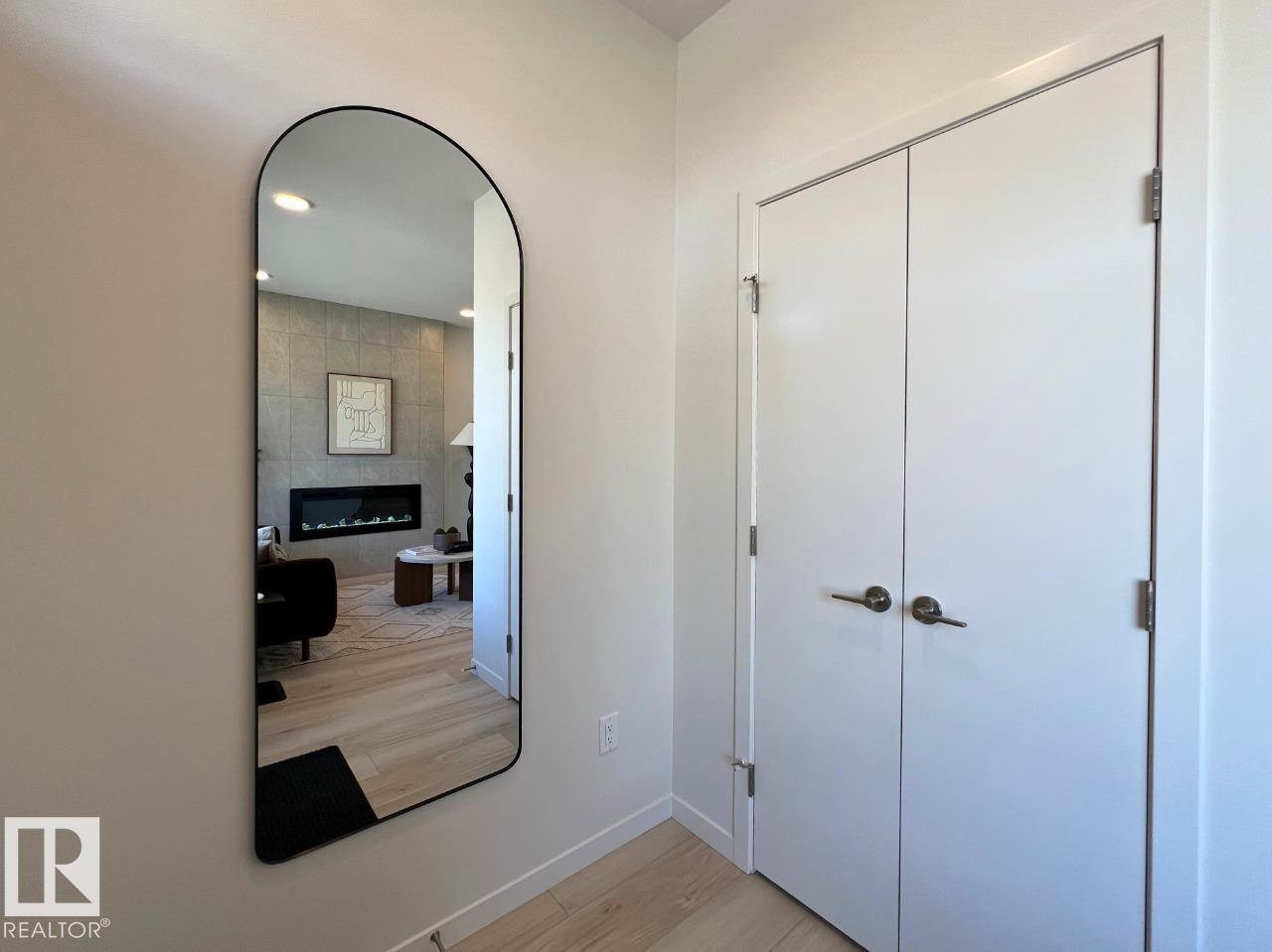 8164 228 St Nw Property Photo 2