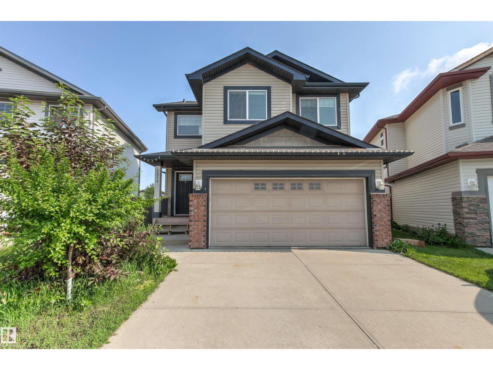 3214 22a Av Nw Property Photo 1