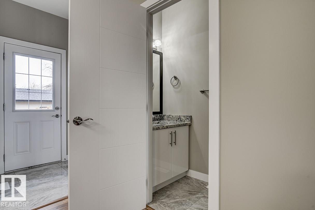 10359 149 St Nw Property Photo 12