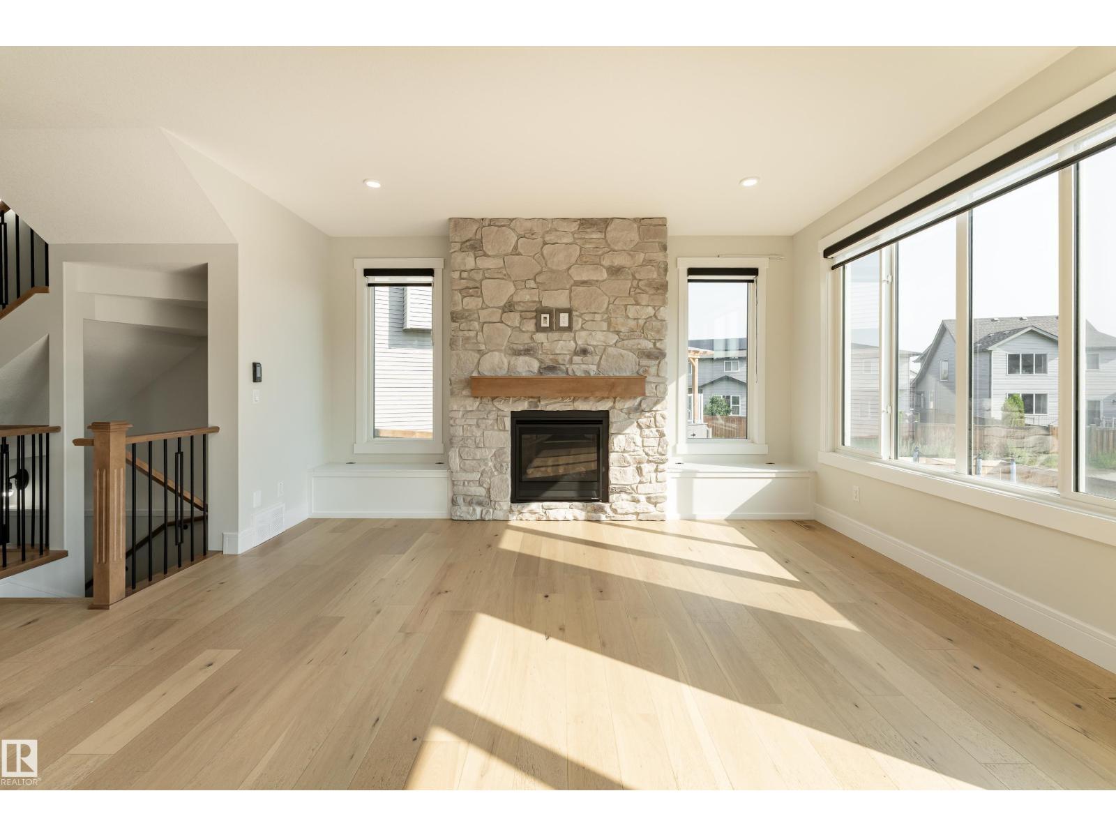 9383 226 St Nw Property Photo 5