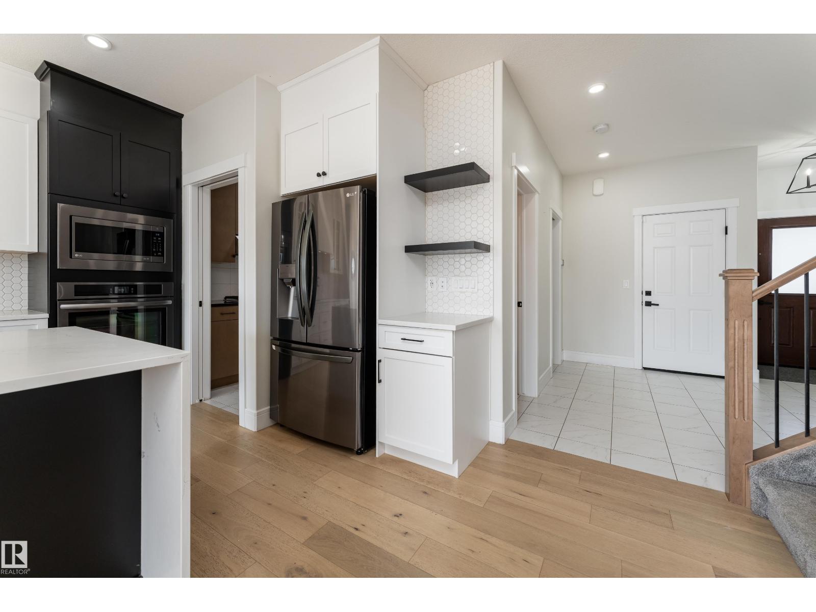 9383 226 St Nw Property Photo 12