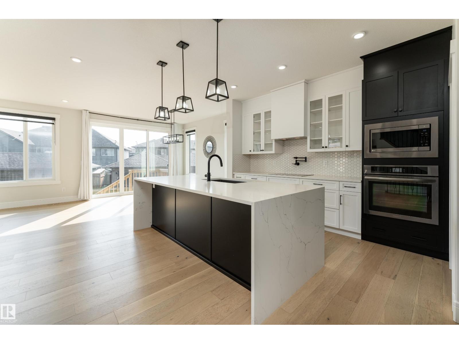 9383 226 St Nw Property Photo 15