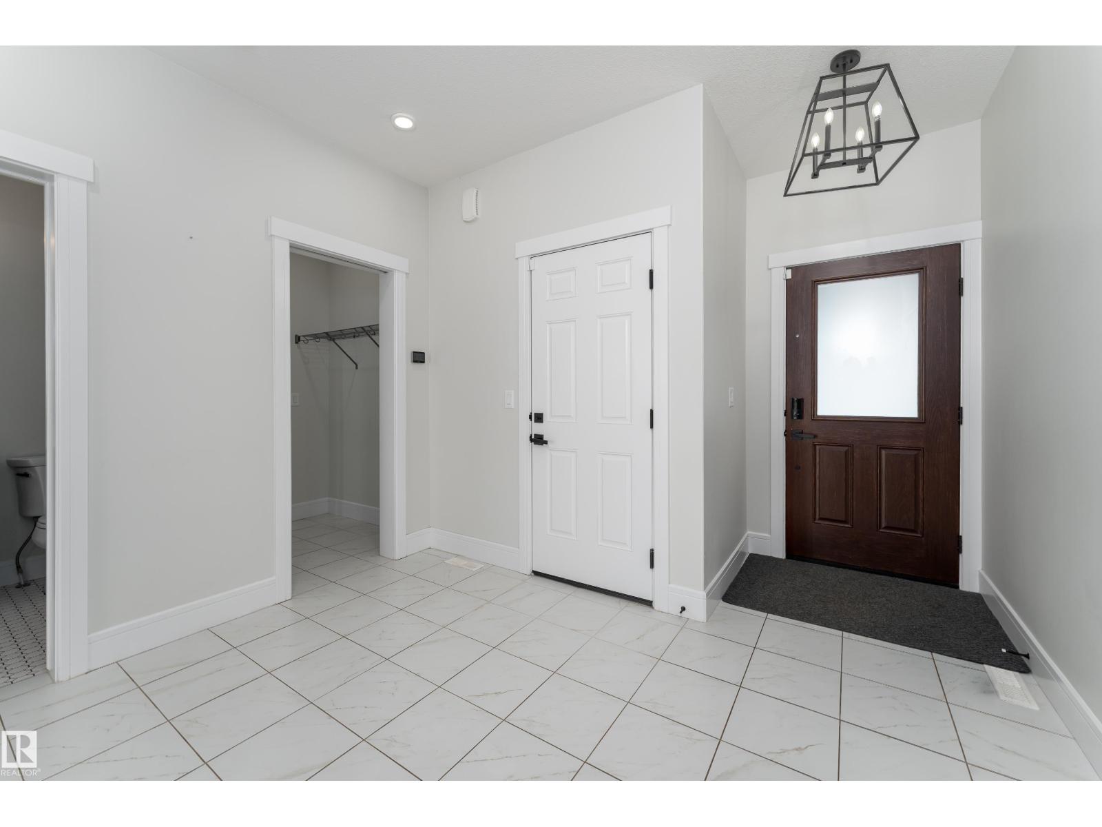 9383 226 St Nw Property Photo 19