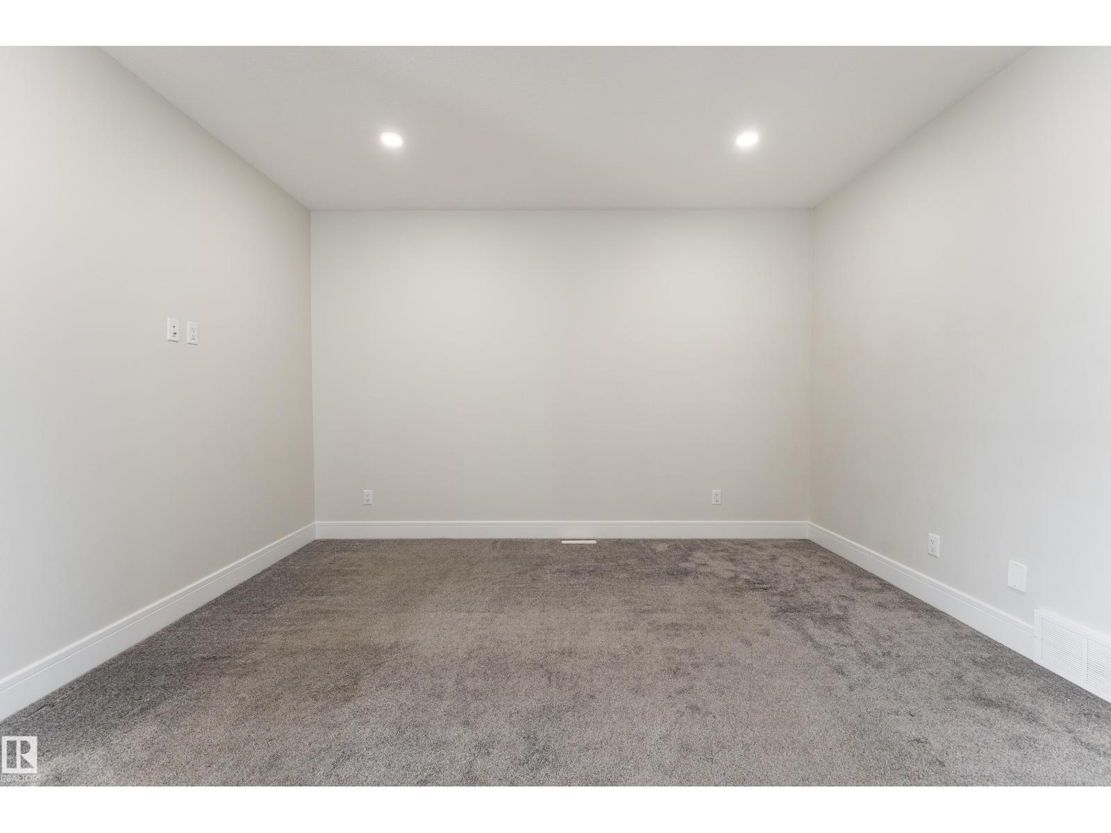 9383 226 St Nw Property Photo 28