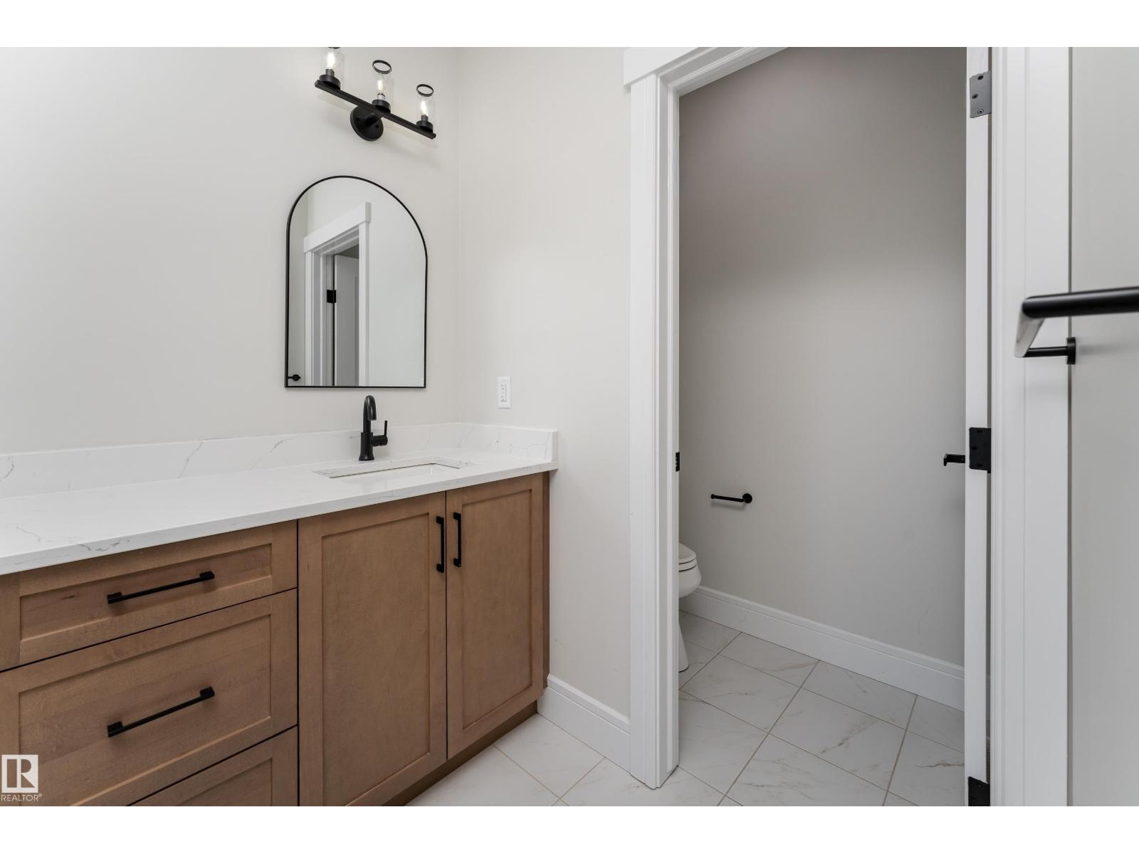 9383 226 St Nw Property Photo 40
